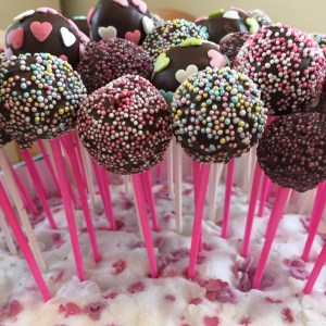 Hochzeitskuchen am Stiel by Annibackt