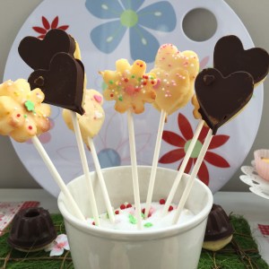 Kuchen im Blumentopf: Mini-Gugl am Stief