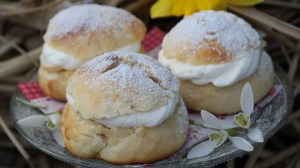 Hefe, Marzipan, Sahne - Foodporn by Annibackt