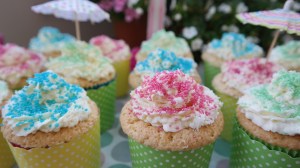 Sweet coconut cupcakes by Annibackt