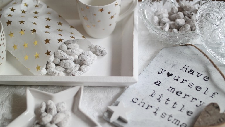 Annibackt Schneemandeln