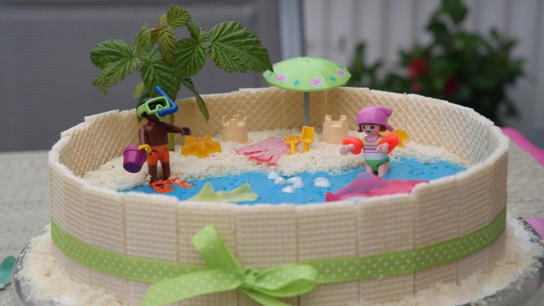 Schwimmbadtorte by Annibackt