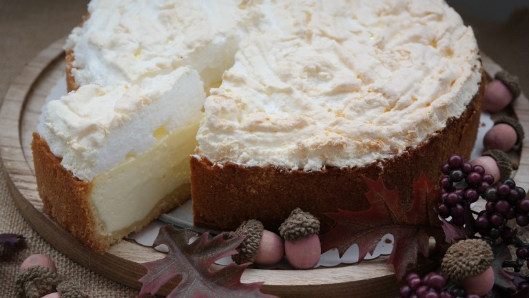 Käsekuchen mit Baiser