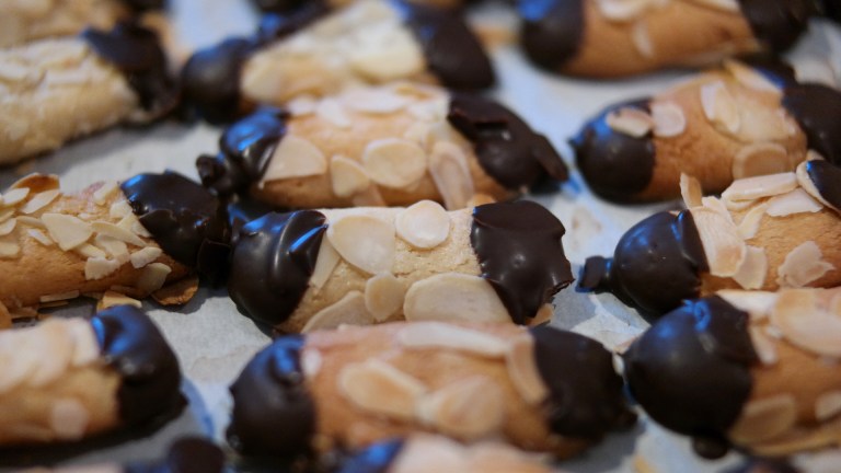 Annibackt Mandelhörnchen