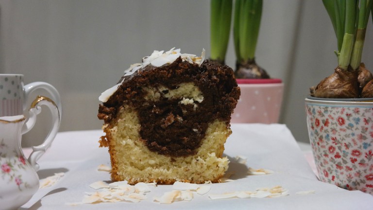Mamorkuchen mit Schoko und Kokos