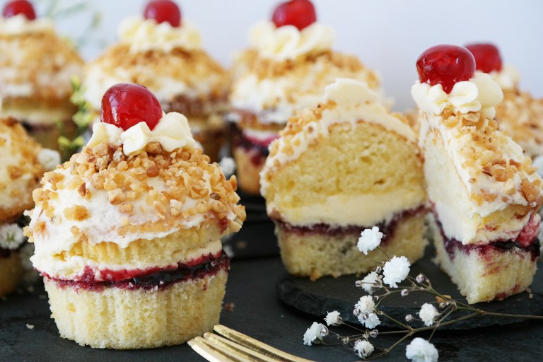 Frankfurter Kranz Cupcakes