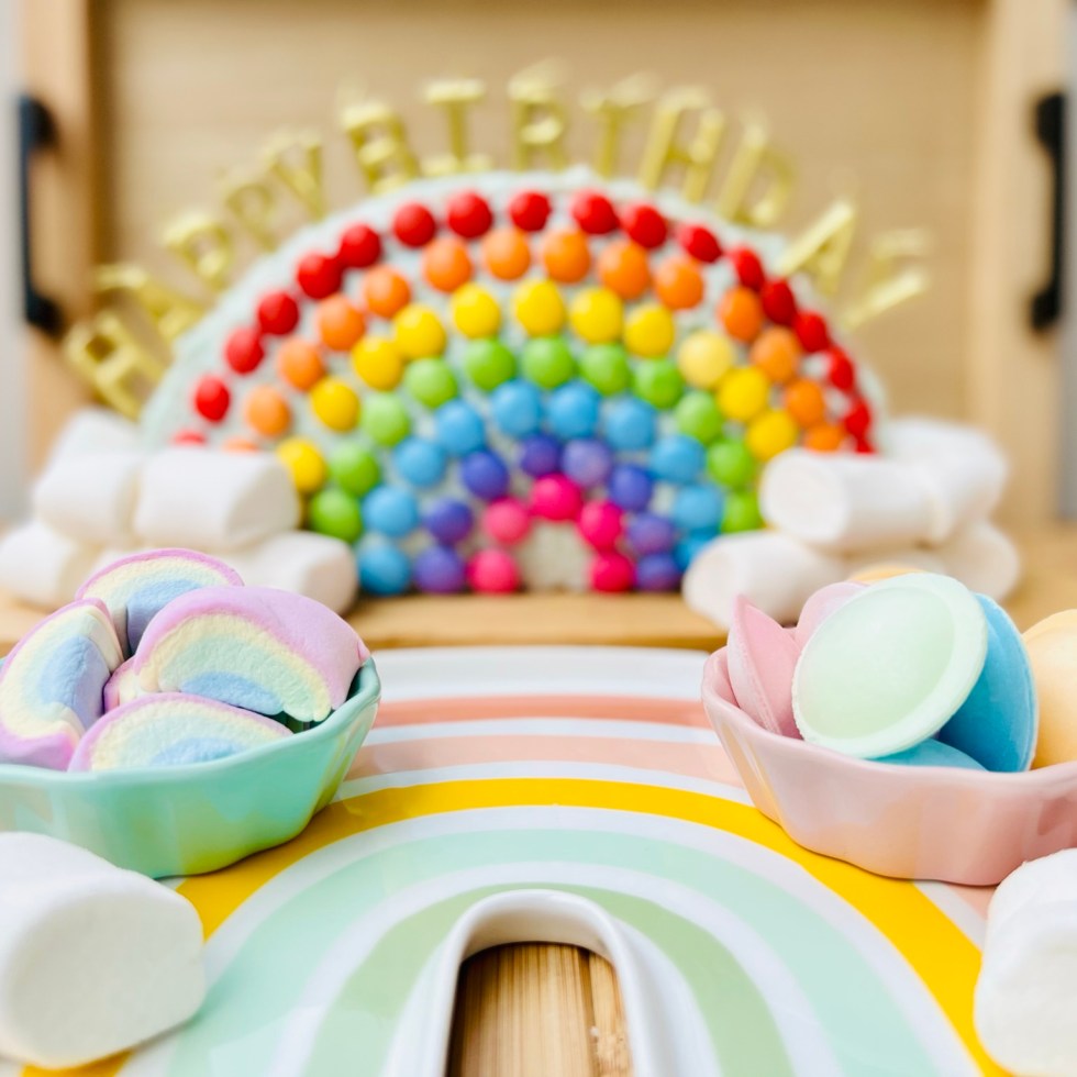 Kindergeburtstagstorte Regenbogen